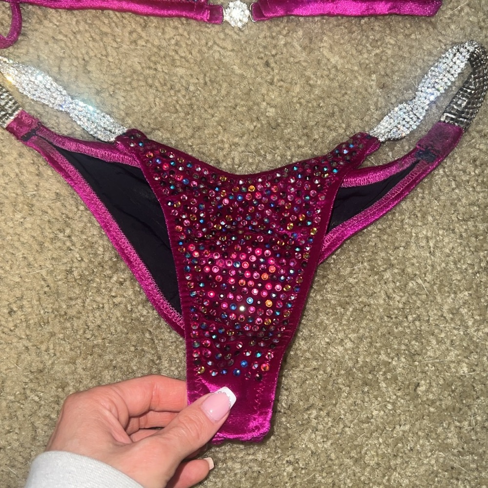 NPC bikini - Picture 3 of 4